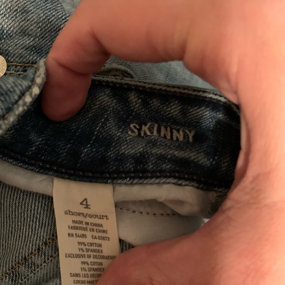 Denim shorts - Picture 3 of 3